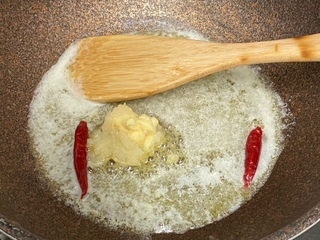 【バターチキンカレー】④投入してなじませる.jpeg