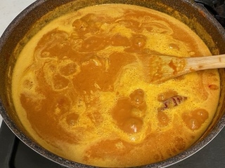 【バターチキンカレー】⑭再沸騰したら完成.jpeg