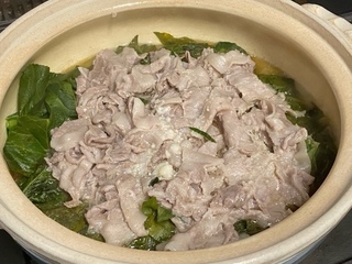 【無水小松鍋】⓹弱火で20分ほど煮込んで.jpeg